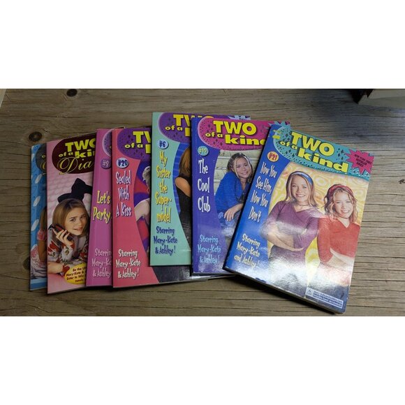 Vintage Two of a Kind Mary-kate and Ashley books | 7 books - Picture 3 of 7